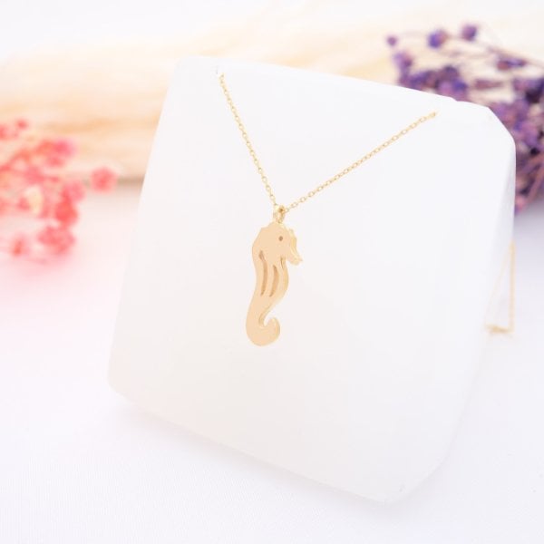 14 Ayar Altın Deniz Atı Kolye