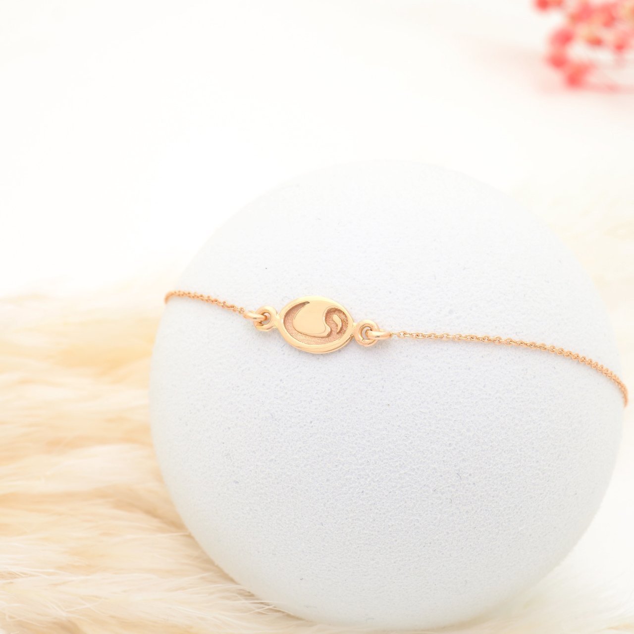 14 Ayar Altın Vav Harfli Bileklik