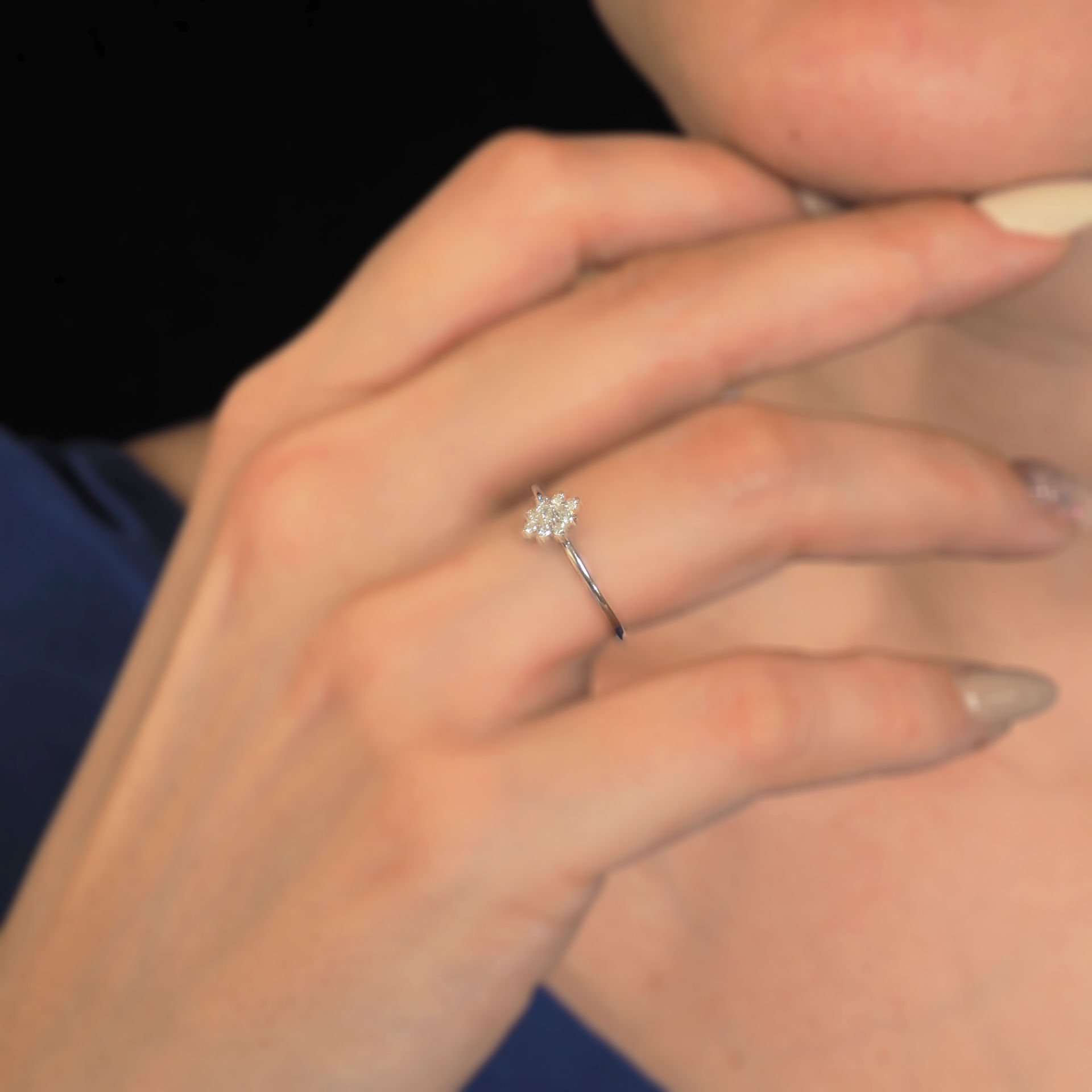 Pırlanta Çiçek Yüzük