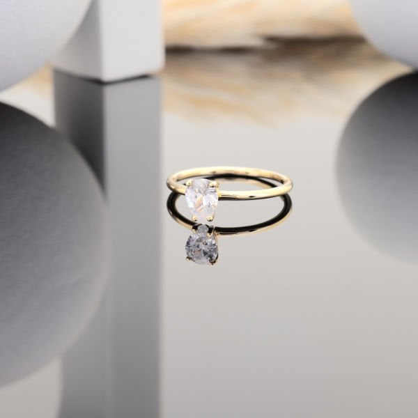 14 Ayar Altın Damla Tektaş Yüzük