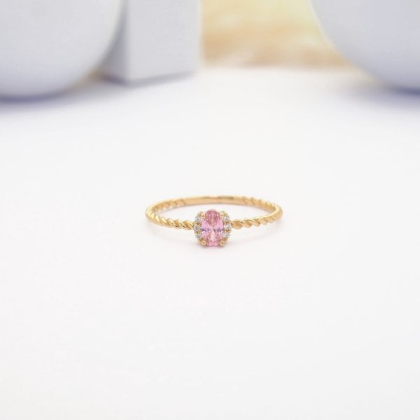 14 Ayar Altın Renkli Taşlı Yüzük