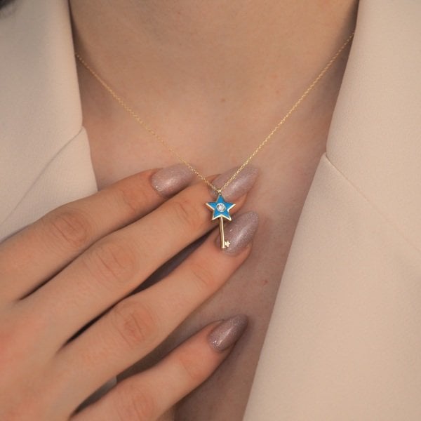 14 Ayar Altın Taşlı Mavi Yıldız Kolye