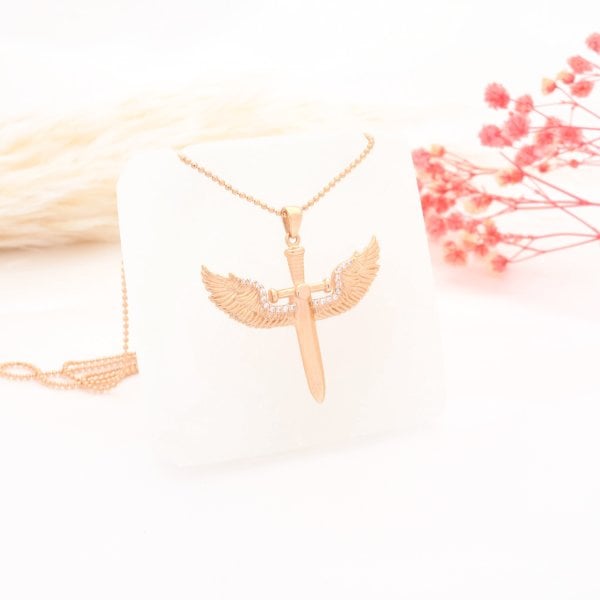 14 Ayar Altın Kanatlı Kılıç Kolye