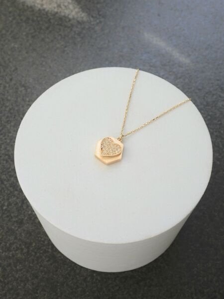 14 Ayar Altın Taşlı Kalp Kolye