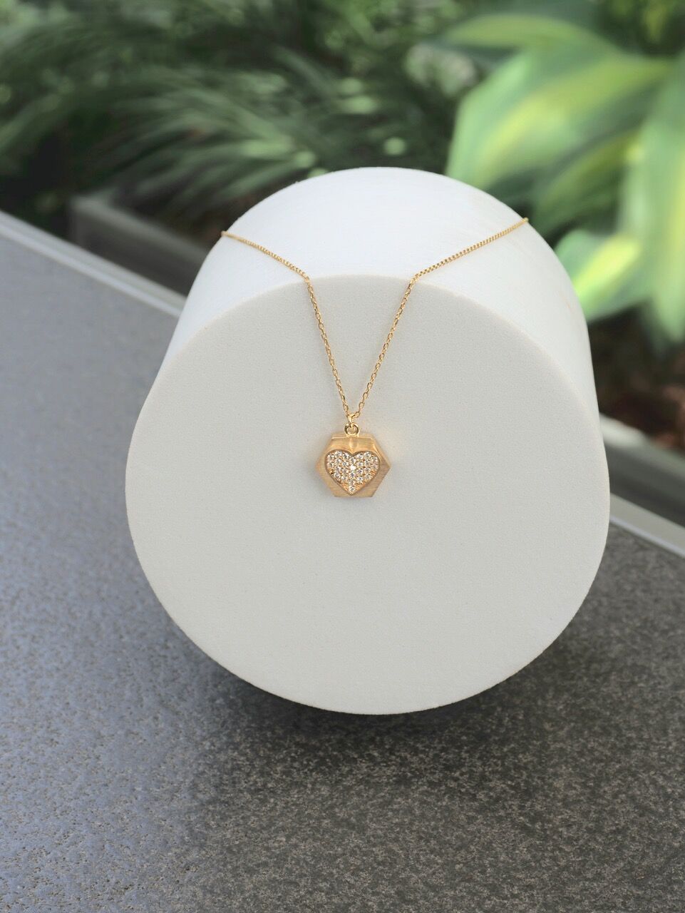 14 Ayar Altın Taşlı Kalp Kolye