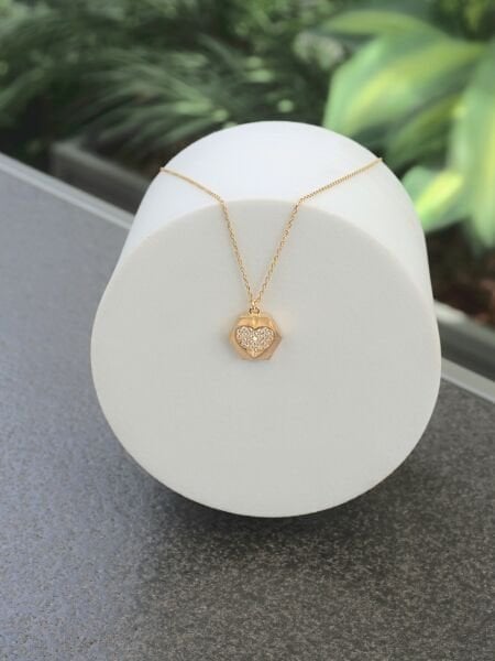 14 Ayar Altın Taşlı Kalp Kolye