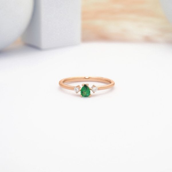 14 Ayar Altın Damla Taşlı Yüzük