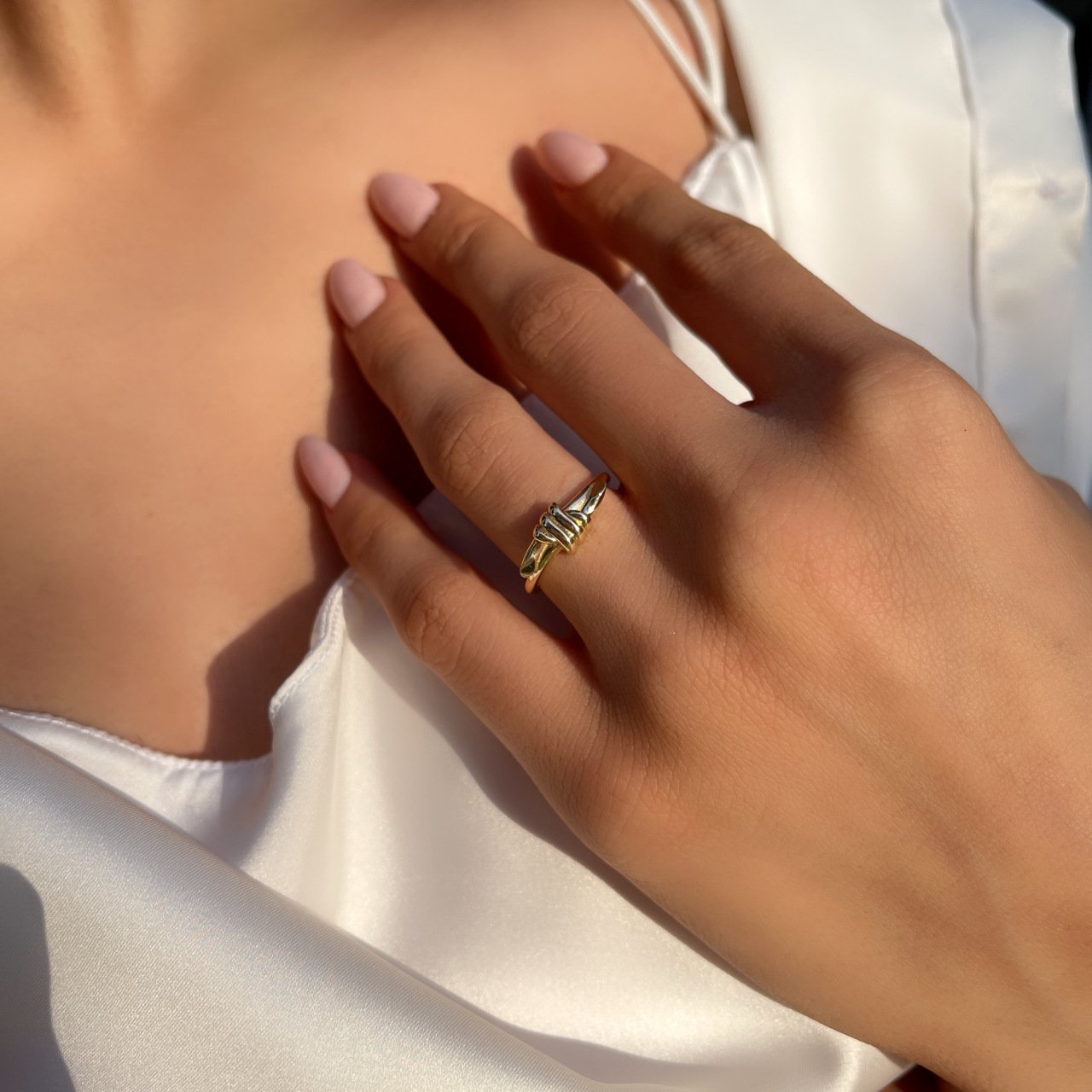 14 Ayar Altın Zarif Halat Yüzük