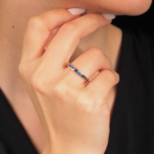 14 Ayar Altın Mavi Baget Taşlı Yüzük