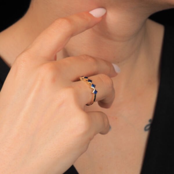 14 Ayar Altın Mavi Prenses Taşlı Yüzük