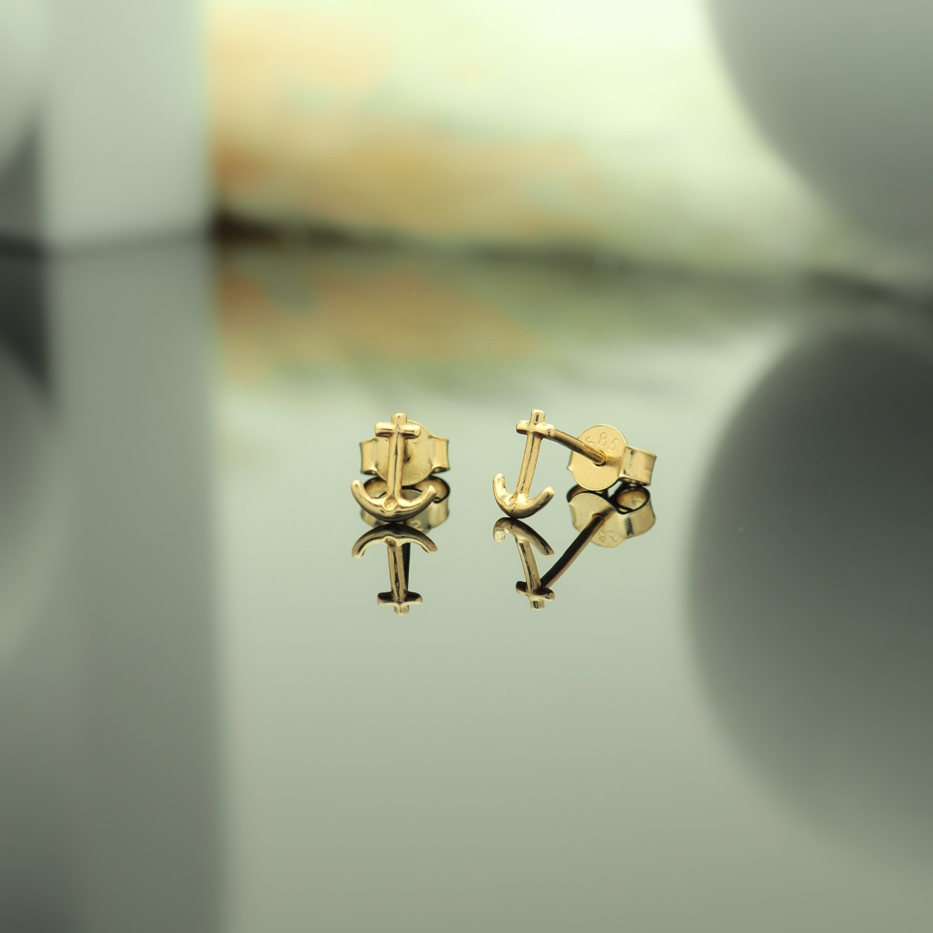 14 Ayar Altın Çapa Küpe