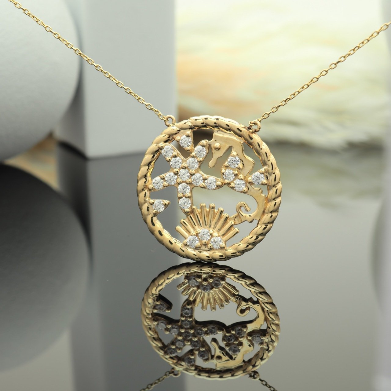 14 Ayar Altın Deniz Atı Kolye Beyaz - 55cm