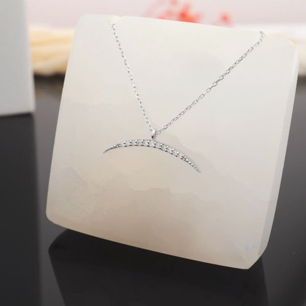 14 Ayar Altın Minimal Yıldız Kolye