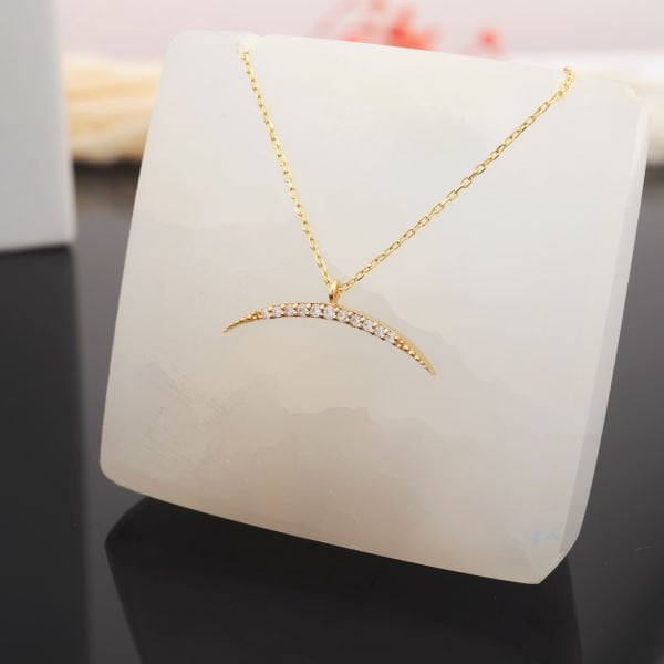 14 Ayar Altın Minimal Yıldız Kolye