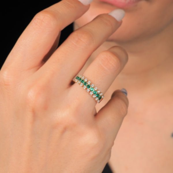 14 Ayar Altın Yeşil Beyaz Taşlı Yüzük