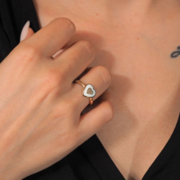 14 Ayar Altın Kalp Beyaz Yüzük