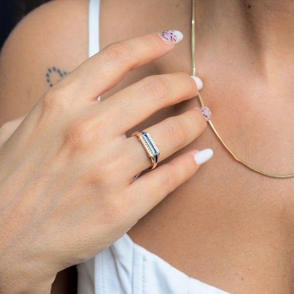 14 Ayar Altın Mavi Mineli Çok Taşlı Modern Yüzük