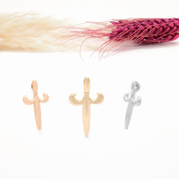 14 Ayar Altın Hançer Kolye