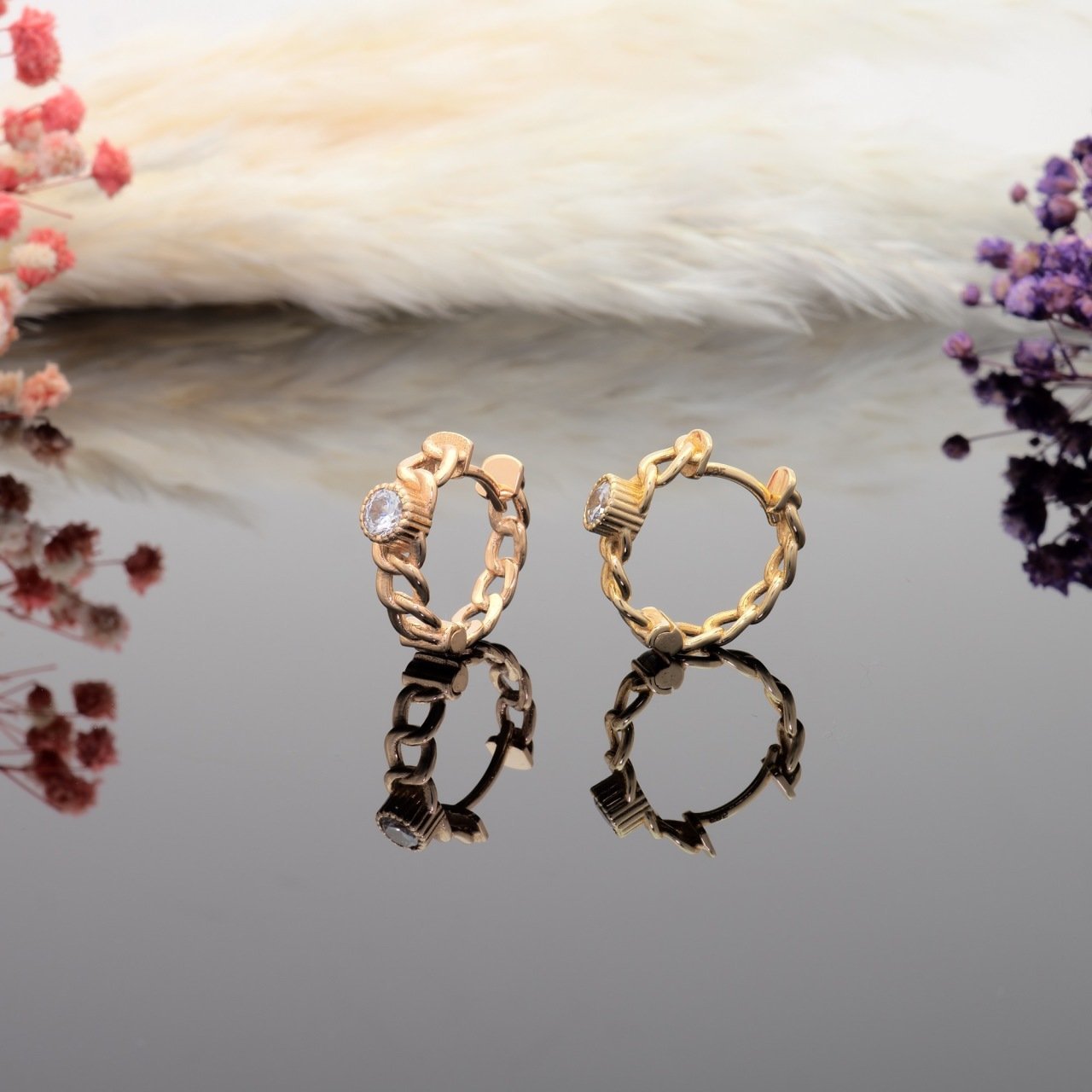 14 Ayar Altın Tek Taş Zincir Küpe