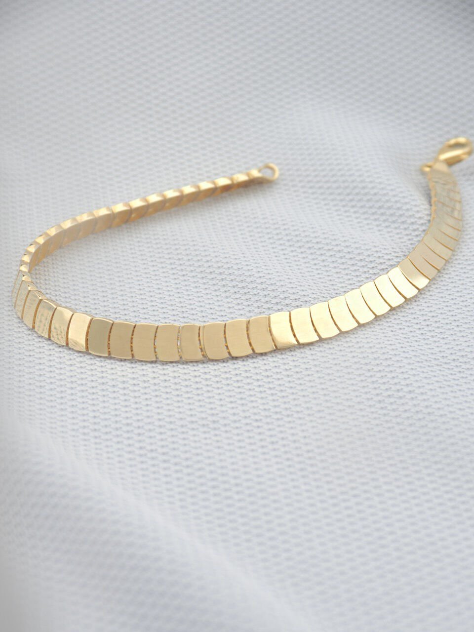 14 Ayar Altın Tasarım Bileklik