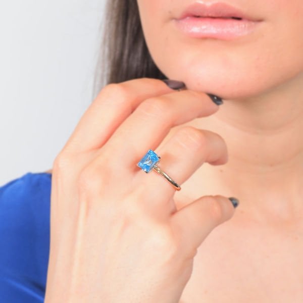 Blue Topaz Baget Tektaş Yüzük