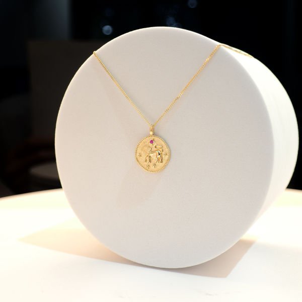 14 Ayar Altın Aslan Burcu Kolye