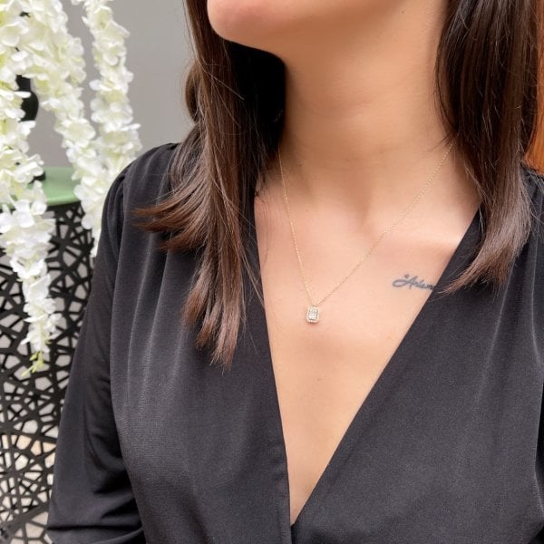 14 Ayar Altın Baget Kolye