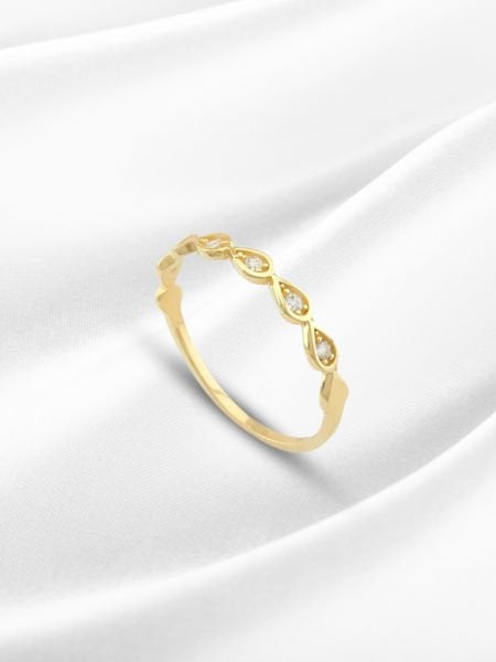 14 Ayar Altın Damla Desenli Taşlı Yüzük