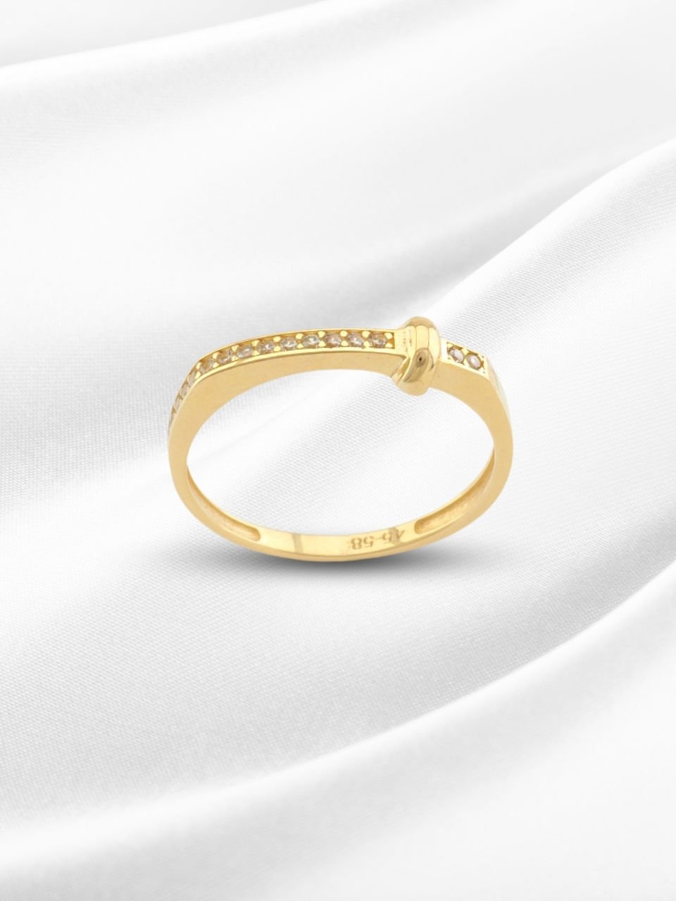 14 Ayar Altın Taşlı Bağ Detaylı Yüzük