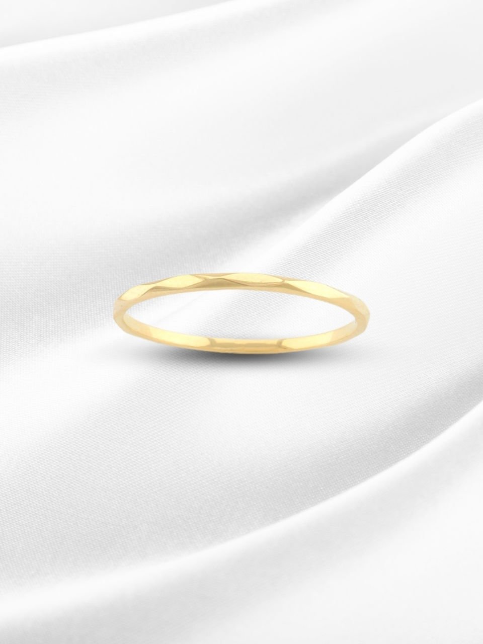 14 Ayar Altın Minimal Yüzük