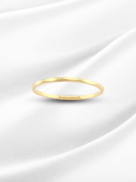 14 Ayar Altın Minimal Yüzük