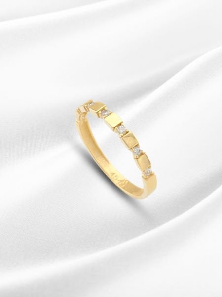 14 Ayar Altın Geometrik Kesim Taşlı Yüzük